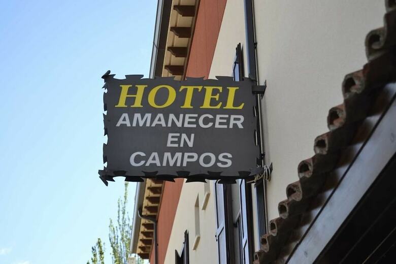 Hotel Amanecer En Campos