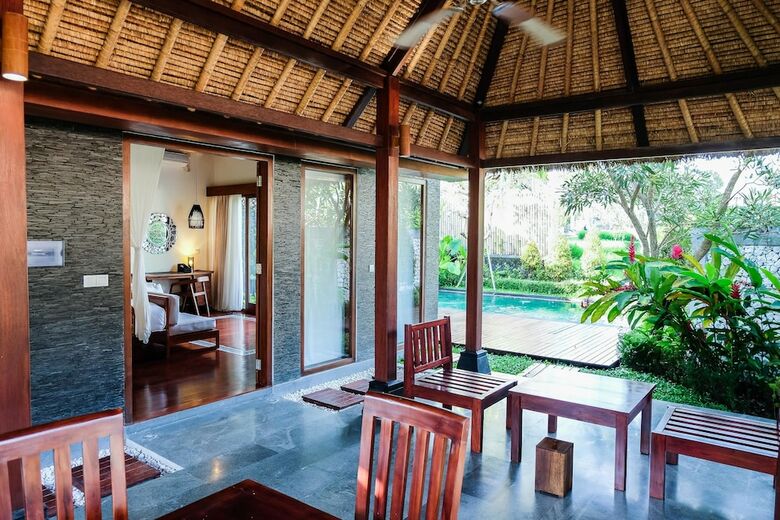 Bed & Breakfast Kaia Villa