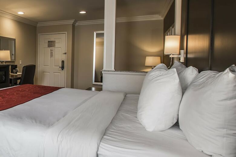 Hotel Comfort Suites San Clemente Beach