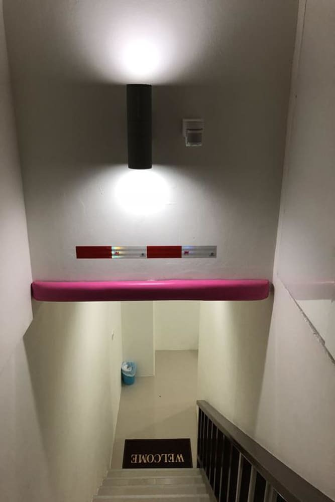 Hotel Sleepwell@naiyang