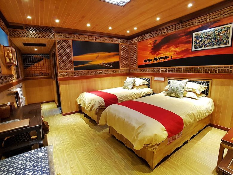 Hotel Yangshuo Li River Gallery Lodge