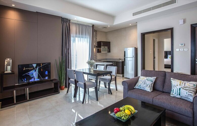 Aparthotel Loumage Suites & Spa