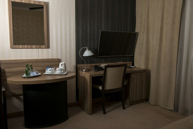 Hotel Iskierka Business & Spa