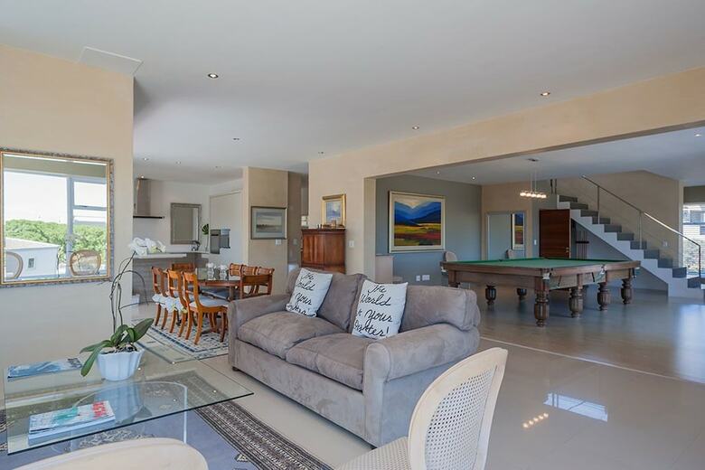 Hotel Greenways Beach House