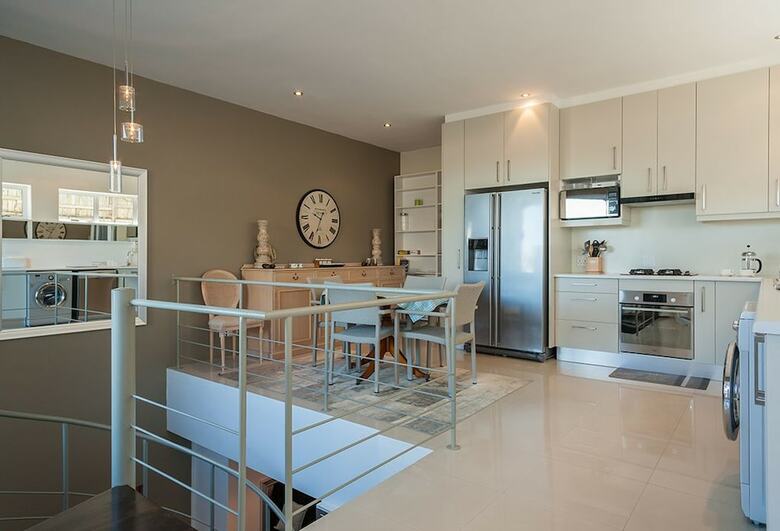 Hotel Greenways Beach House