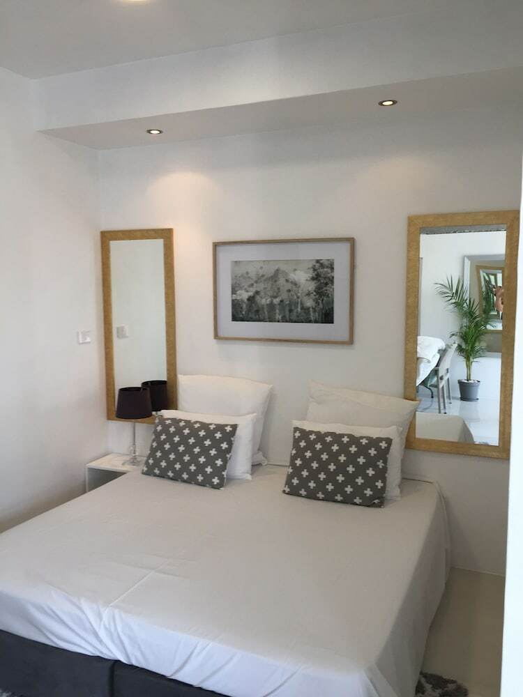 Hotel Greenways Beach House