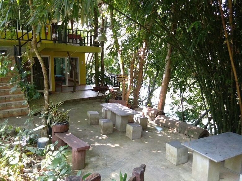 Hotel Longkang Chai Klong River