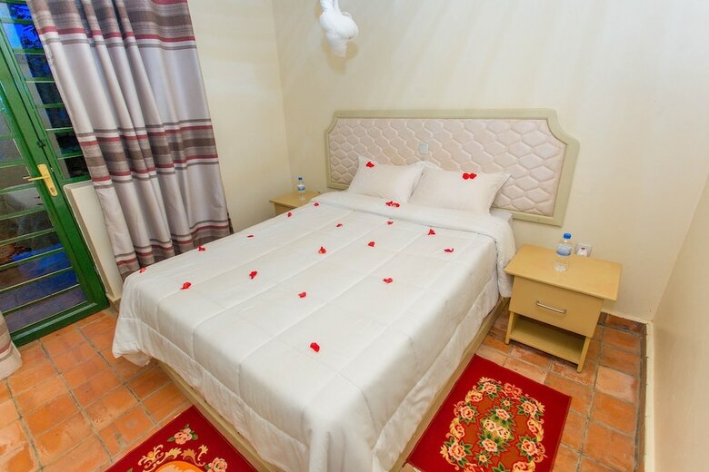 The King Fish Beach Hotel