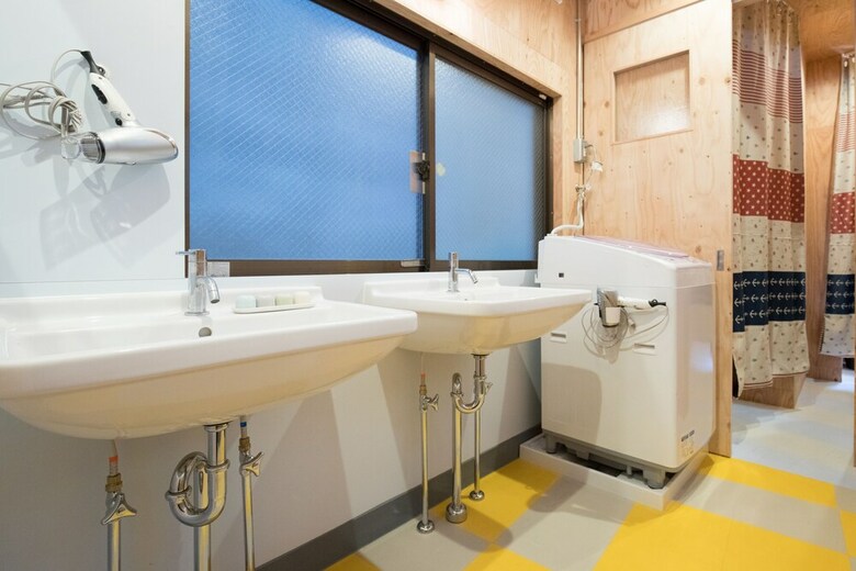 Hostal Guesthouse Secretbase - Hostel