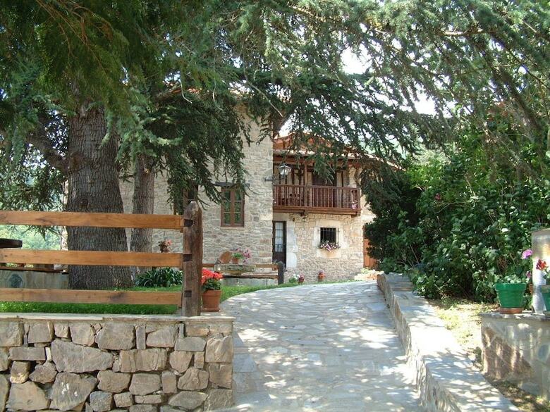 Pension Casa Reda - Posada De Vi��n