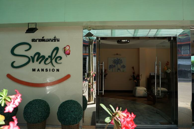 Hotel Smile Mansion