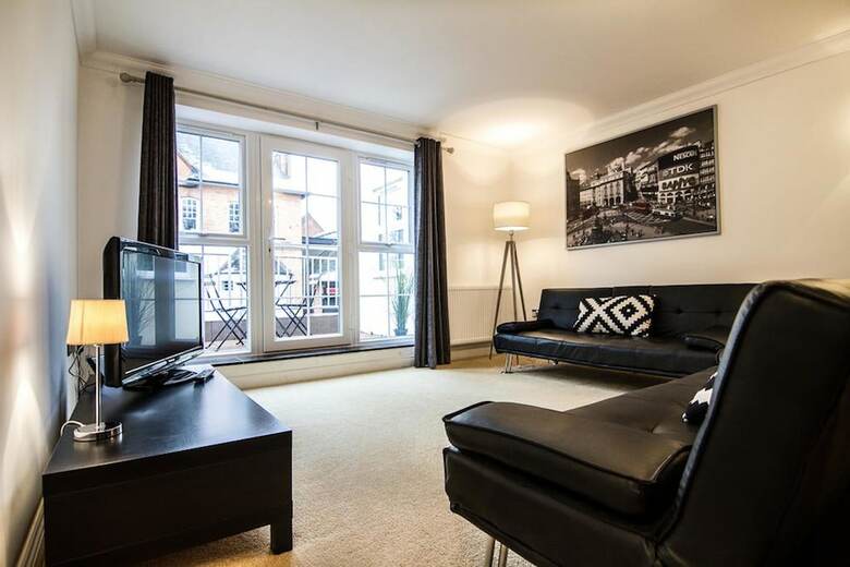 Apartamentos Istay - The Avenue