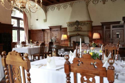 Hotel Schlo� Tremsb�ttel