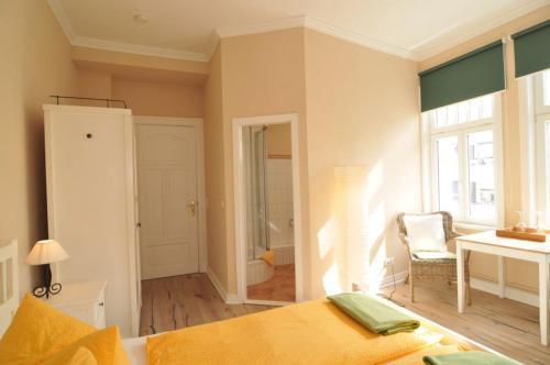 Hostal Caf� Orth