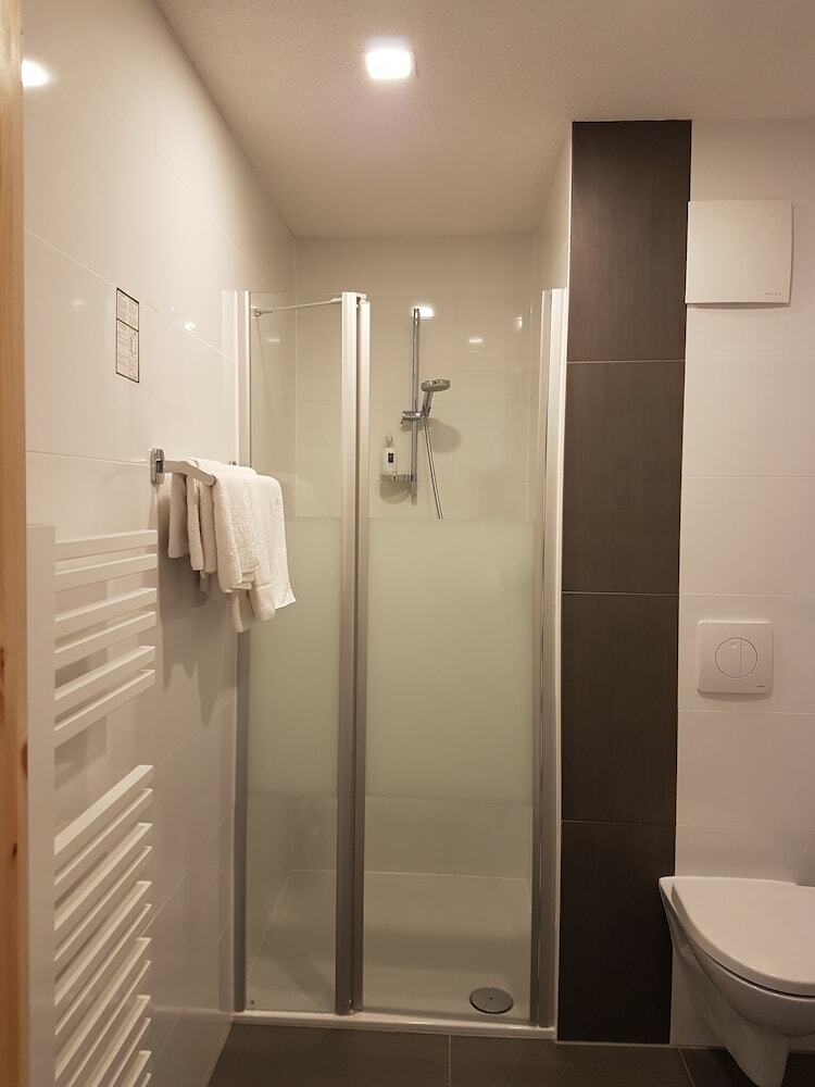 Hostal Pension Haus Am Waldesrand