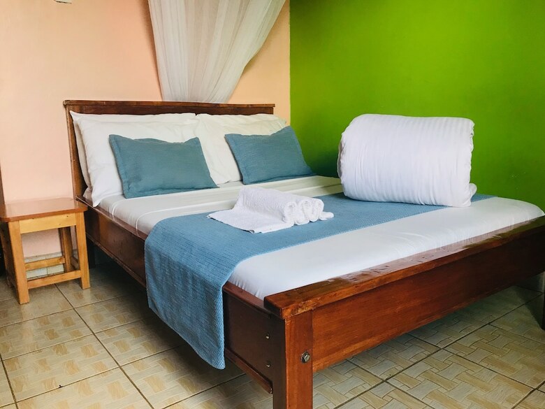 Shammah Hotel