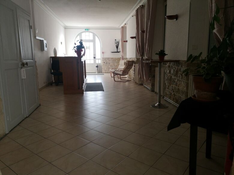 Hotel H�tel Castel D'olmes