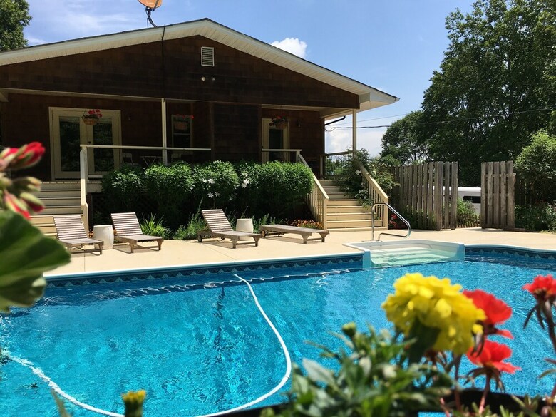 Greenfield Manor Bed & Breakfast