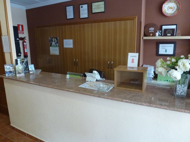 Hotel Ciudad De Pozo Alc�n