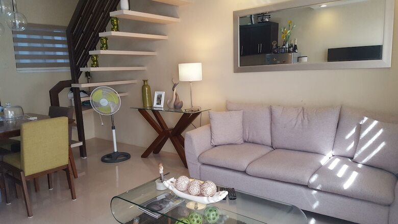 2 Bedroom Villa By Ap At Tagaytay Hampton Villa