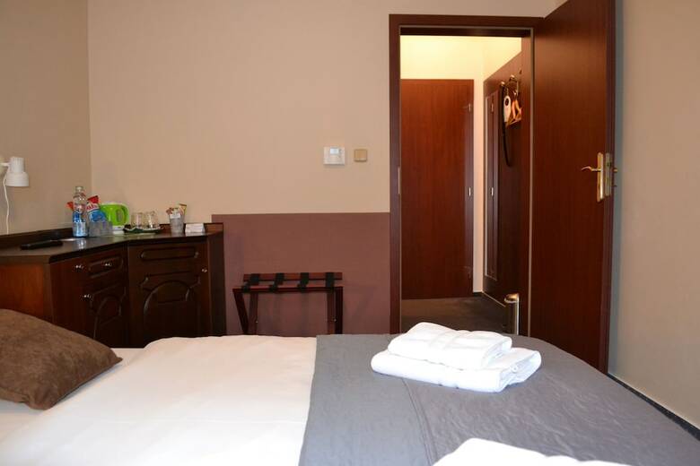 Greenwood Hotel