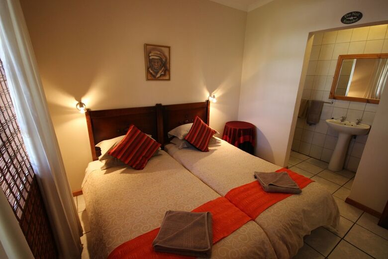 Hotel Donkin House