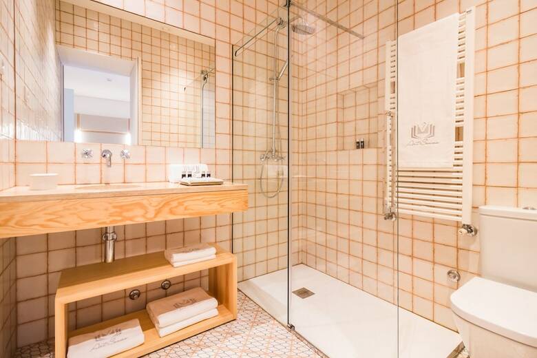 Hotel Art Senses Suites & Rooms