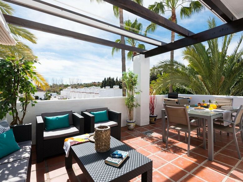 Apartamentos Los Naranjos Golf D�plex