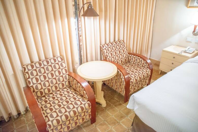 Yeso Hotel