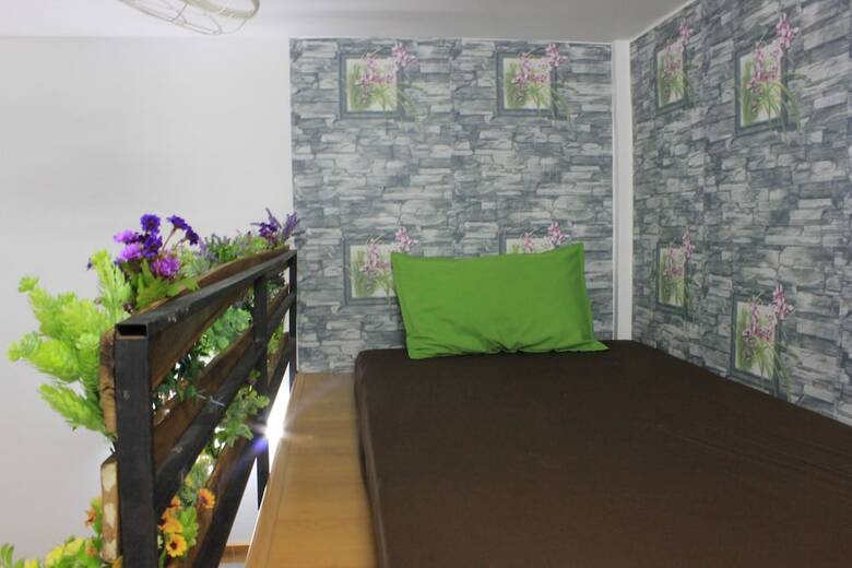 Hotel Saigon Bed Station