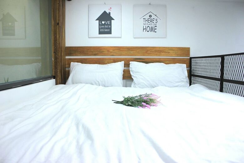 Hotel Saigon Bed Station