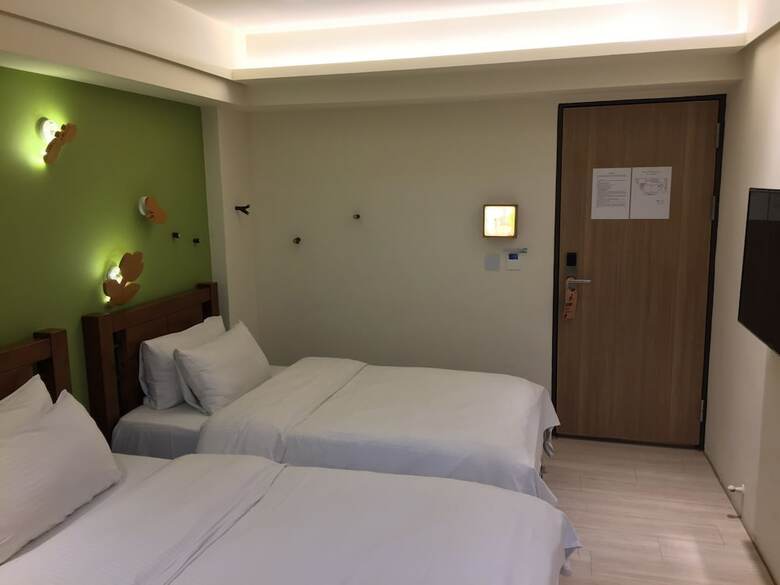 Ours Hotel