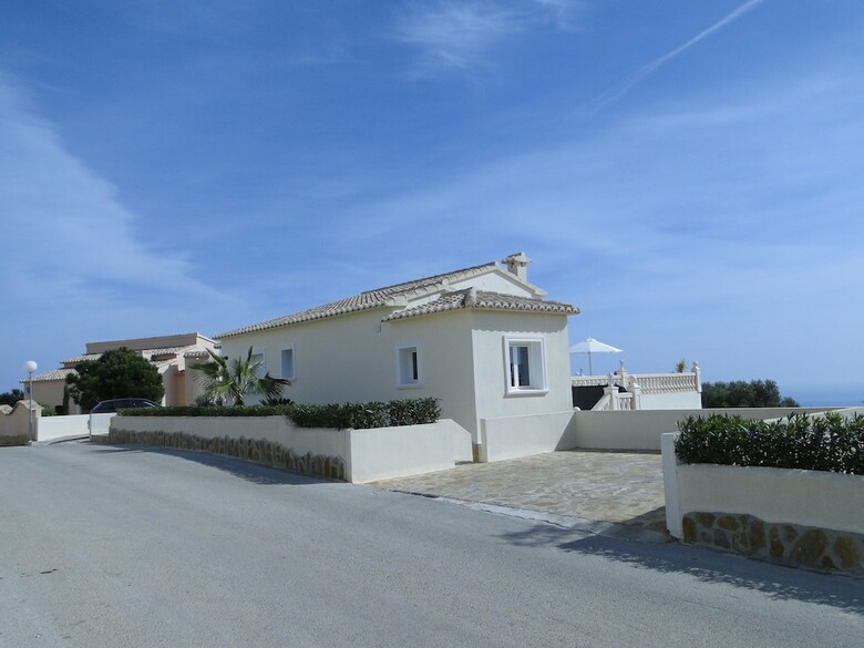 Villa Lirios