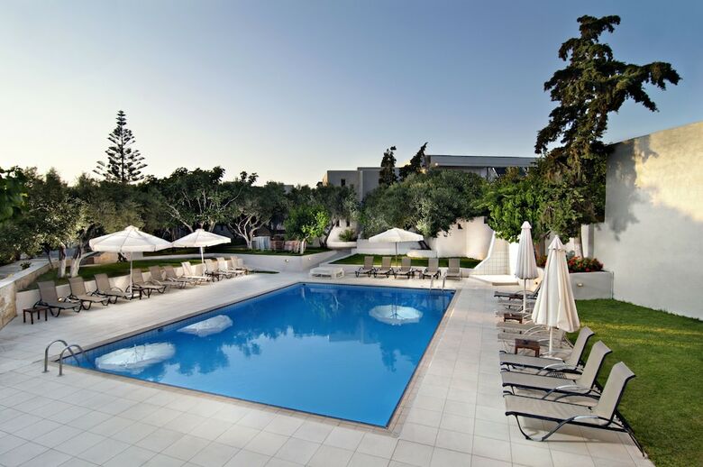 Hotel Ourania Apartments