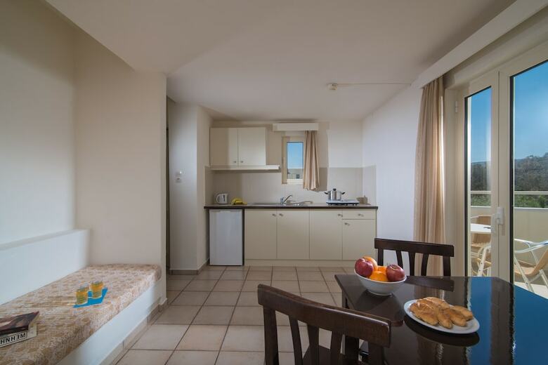 Hotel Ourania Apartments