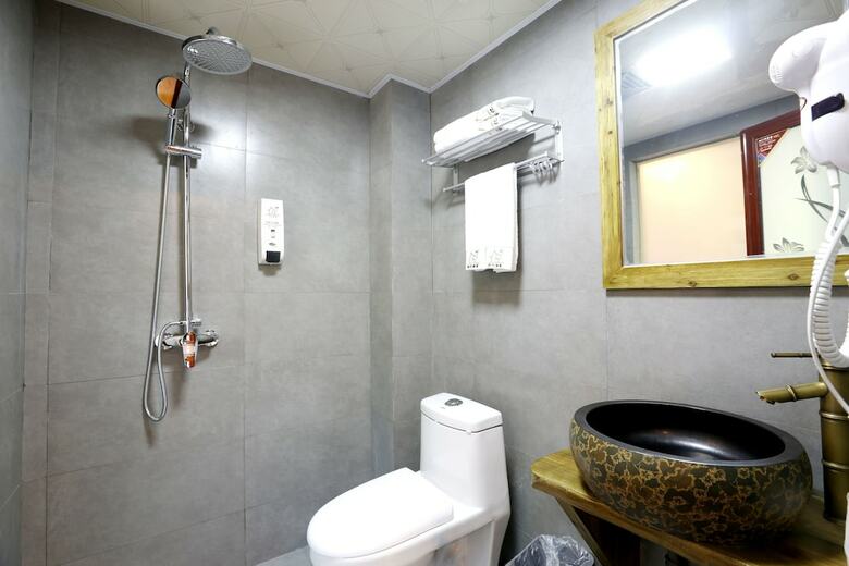 Hotel Memory Of Xiangxi Humanities Theme Inn