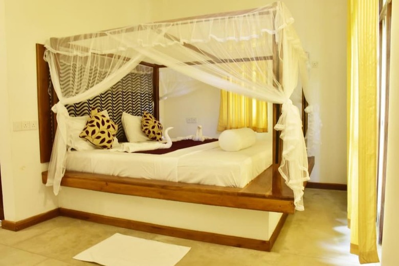 Hotel Safari Queens Resort