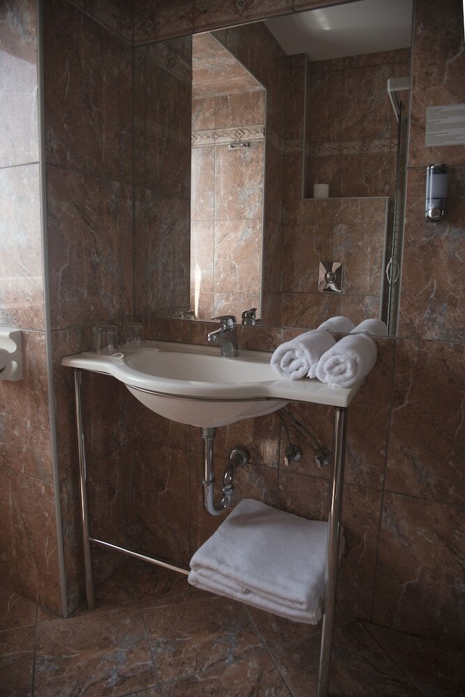 Hotel Aqua S�rv�r