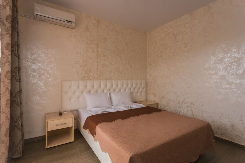Hotel Golden Sunrise