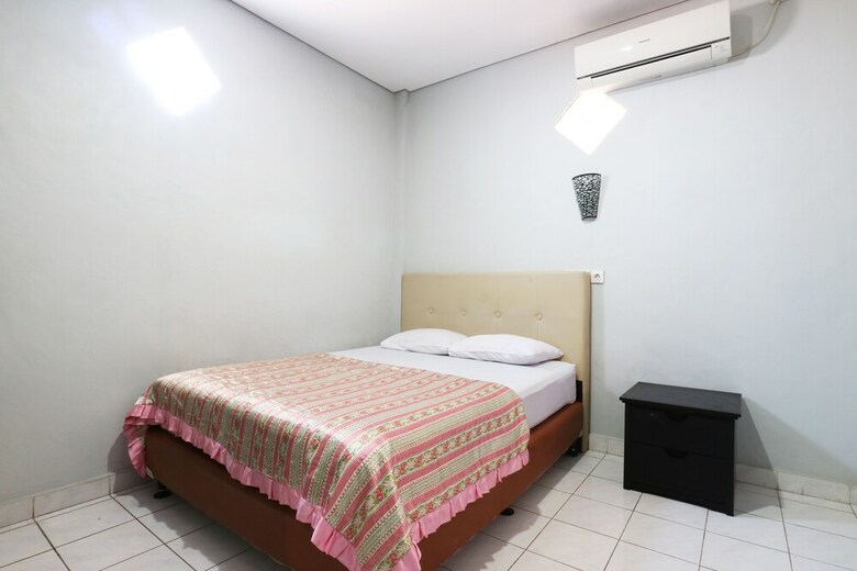 Hotel Taman Mekar Beach Inn