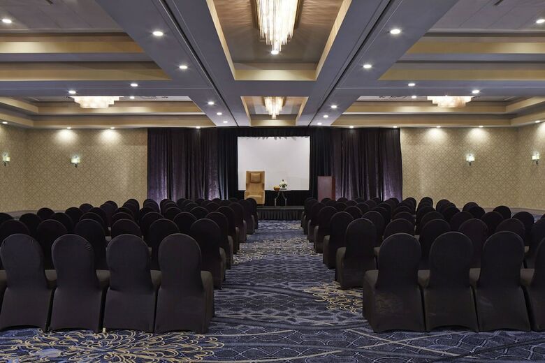 Renaissance Philadelphia Airport Hotel