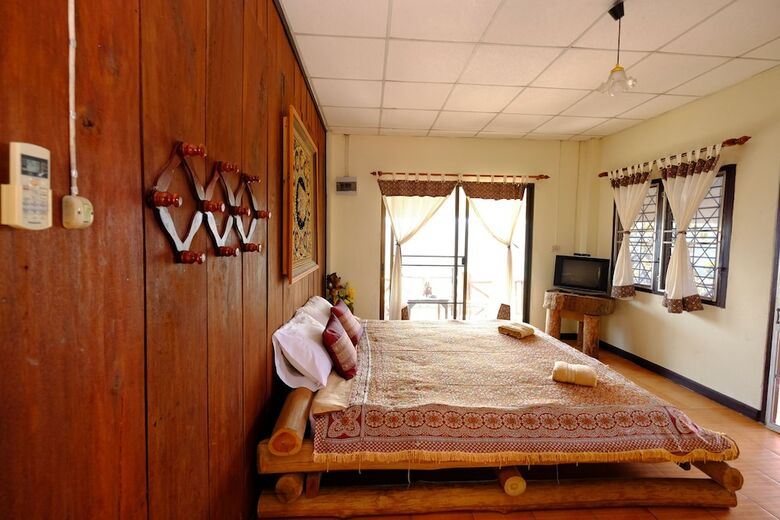 Hotel Khunyuam Resort