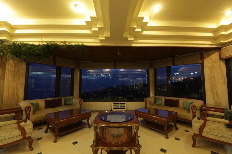 Apartamento Pride Surya Mountain Resort Dharamshala