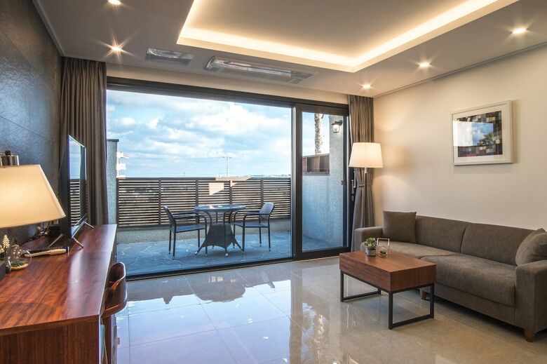 Pension Leeum Island Spa & Pool Villa