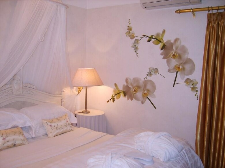Hotel Emerald Guest House Springs