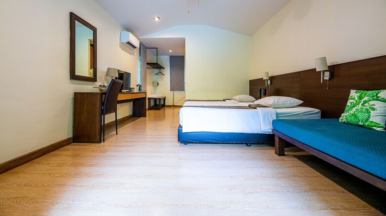 Hotel Baan Klang Aow Beach Resort