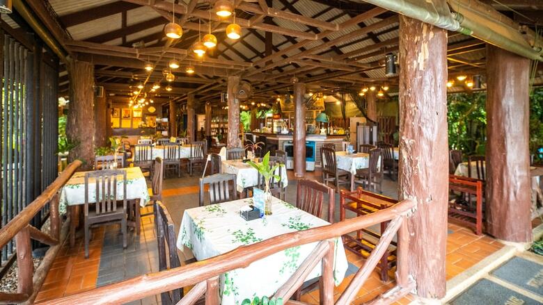 Hotel Baan Klang Aow Beach Resort