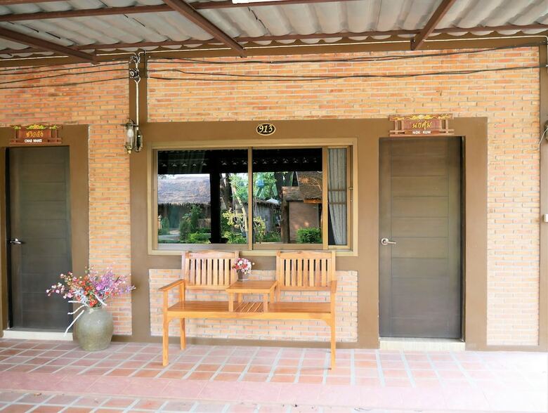 Hotel Sisatchanalai Heritage & Resort