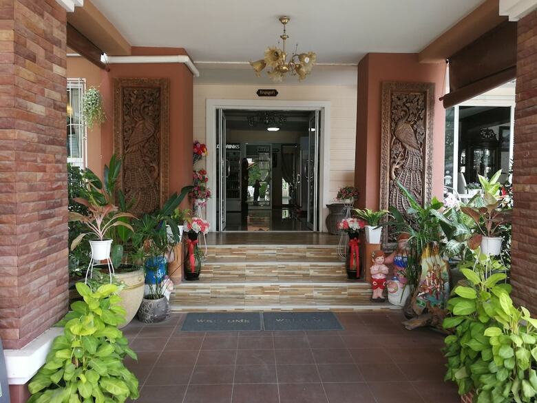 Hotel Home Sweet Home Place