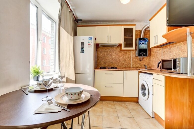 Ag Apartment Lomanaya 6